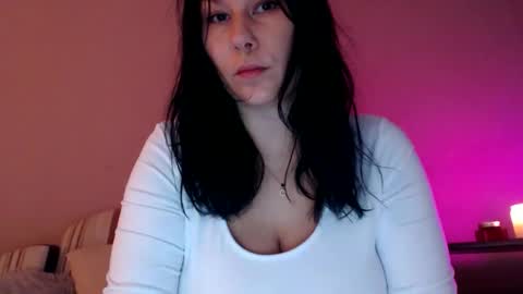 Mila online show from 10.21.25