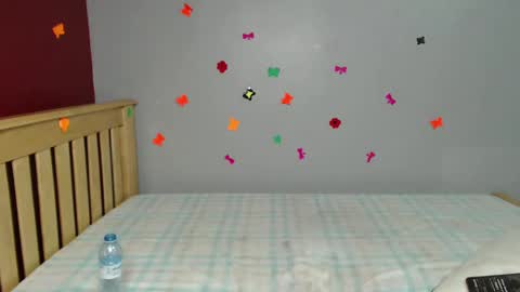 shaky xxx online show from 01.04.25