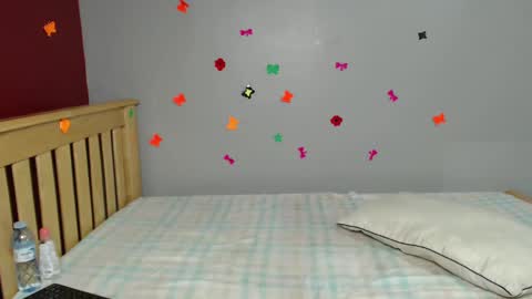 shaky xxx online show from 01.04.25