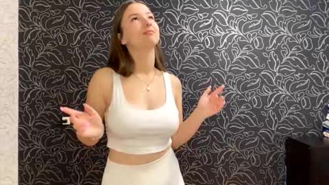 Iris online show from 09.16.25