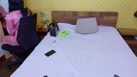 Catalina online show from 03.04.26