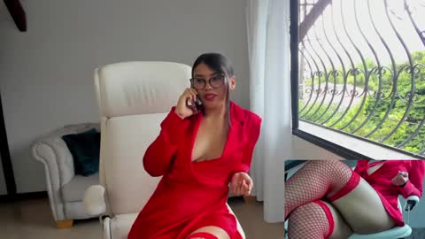 Snapshot of shanabellucy chatting on 12.07.24 onlyfans shanabellucy online show from 12.07.24