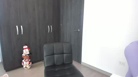 Snapshot of shanabellucy chatting on 12.20.24 onlyfans shanabellucy online show from 12.20.24