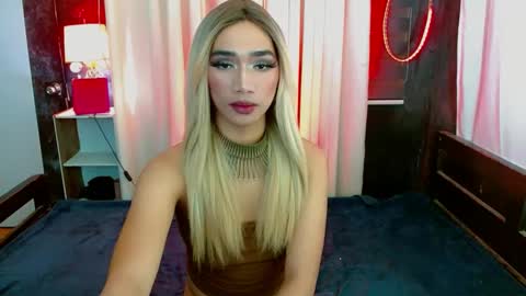 MISS SHANE online show from 02.28.25