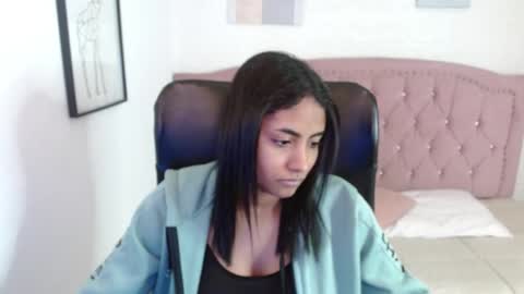 shanelle online show from 10.29.25