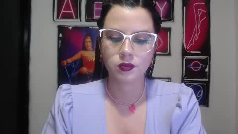 Shanell Moore online show from 12.20.24