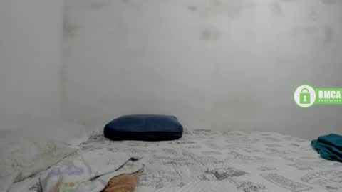 Snapshot of shaniblack chatting on 12.01.25 Danna online show from 12.01.25