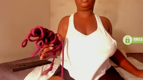 Snapshot of shaniblack chatting on 05.21.26 Danna online show from 05.21.26