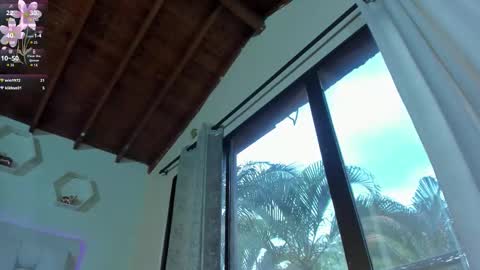 Snapshot of shannakendall chatting on 02.24.26 Shana online show from 02.24.26