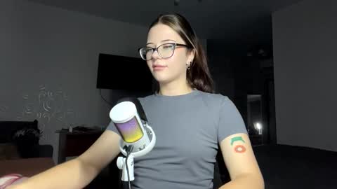 Lissa online show from 10.22.25