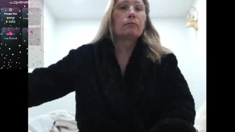 Shannon07 online show from 06.10.26