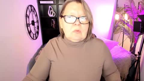 Shannon online show from 04.13.26