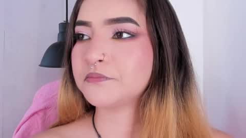 Shanntal  online show from 10.04.25