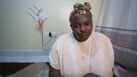 shanny_123 online show from 10.28.25