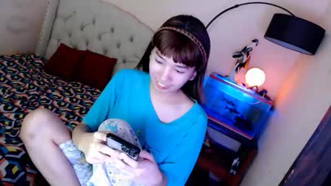 SHANTA FOX  s online show from 10.17.25