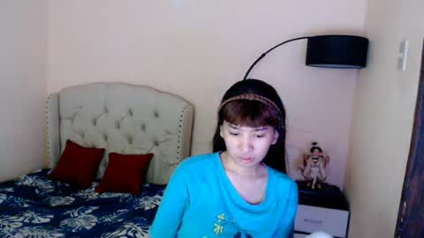 Snapshot of shantalfoxxy chatting on 06.23.26 SHANTA FOX s online show from 06.23.26