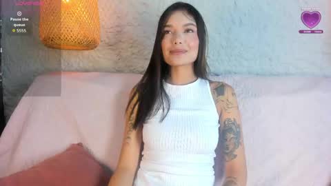 shantallvegga1 online show from 06.03.26