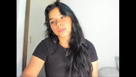 Snapshot of shara_jones chatting on 02.16.25 Sara online show from 02.16.25