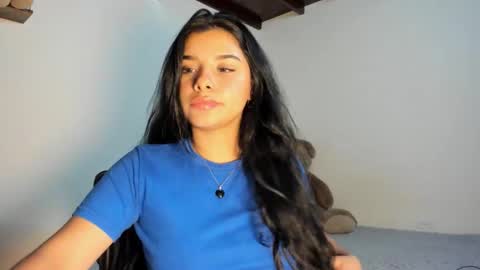 Snapshot of shara_jones chatting on 09.11.25 Sara online show from 09.11.25