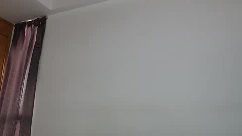 sharickleon11 online show from 10.23.25