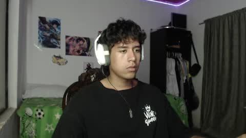 Snapshot of sharky_g chatting on 12.31.24 Frqnko online show from 12.31.24