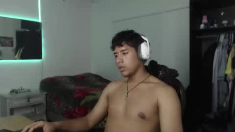 Snapshot of sharky_g chatting on 01.31.25 Frqnko online show from 01.31.25