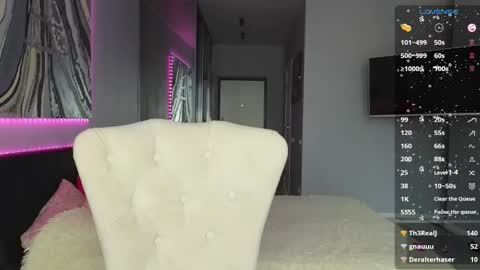 Snapshot of sharleenproject chatting on 09.09.25 Sharleen online show from 09.09.25