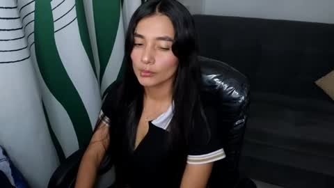 Snapshot of sharlott_pamela chatting on 04.29.26 Pamela online show from 04.29.26