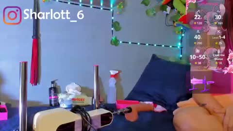 Sharlott online show from 11.26.25