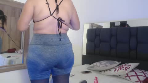 Snapshot of sharlotte__jones chatting on 12.06.24 Sara online show from 12.06.24