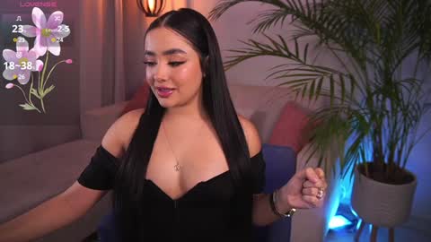 Sharlotte online show from 02.03.25