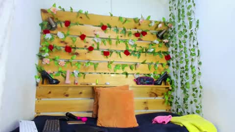 Sharol online show from 10.04.25