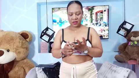 Sharon Noa online show from 05.13.26