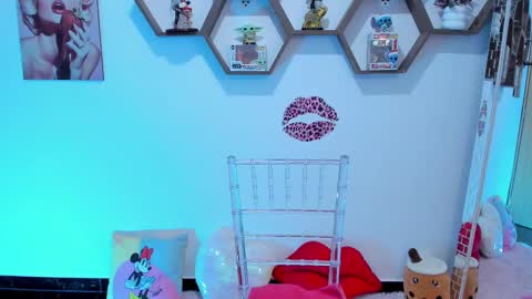 Snapshot of sharonsander1 chatting on 02.27.25 Sharon online show from 02.27.25