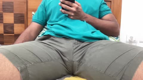 Snapshot of shash2014 chatting on 01.19.25 Shashii online show from 01.19.25