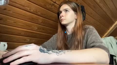 Snapshot of shavonflosi chatting on 06.25.26 Maria online show from 06.25.26