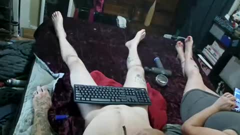 ShawnandJenn online show from 08.04.26