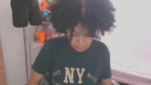 Shayna online show from 10.18.25