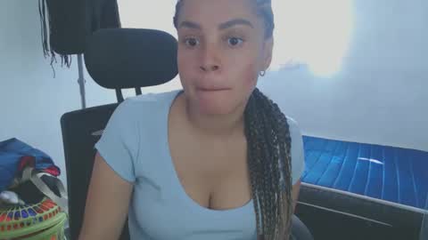 Shayna online show from 04.06.26