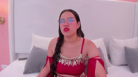 Snapshot of shayra_alina chatting on 07.26.26 shayra_alina online show from 07.26.26