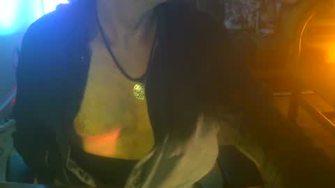 Snapshot of shecarol chatting on 07.25.26 SheCarol online show from 07.25.26