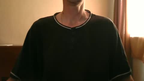 Snapshot of shedevr02 chatting on 10.01.25 Roger online show from 10.01.25