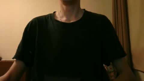 Snapshot of shedevr02 chatting on 10.12.25 Roger online show from 10.12.25