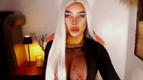 sheenafrost online show from 03.22.26