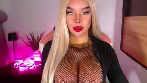 sheenafrost online show from 04.11.26