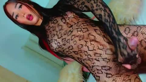 sheessy online show from 12.20.25