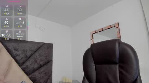 Snapshot of shegoblake chatting on 11.28.25 Shego online show from 11.28.25