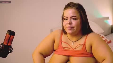 Snapshot of sheilla_queen chatting on 03.02.26 sheilla_queen online show from 03.02.26