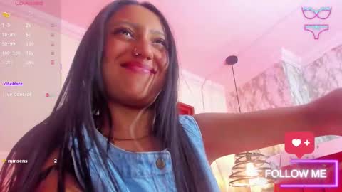 Snapshot of sheilly_brown chatting on 12.17.25 sheilly_brown online show from 12.17.25