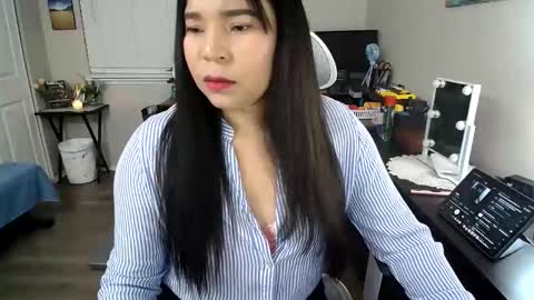 sheilyn_smith online show from 04.07.26